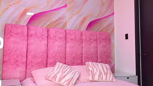 kendal rossi online show from March 25, 12:08 pm