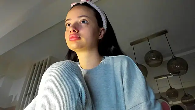 IreneVON online show from October 3, 4:39 am