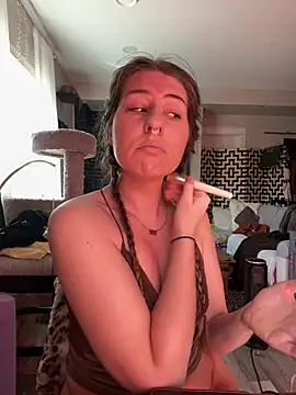 sophielove888 online show from April 19, 4:29 pm