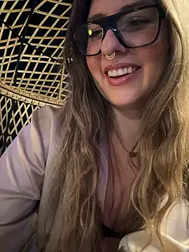 sophielove888 online show from January 16, 10:17 pm