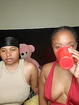 R-thequeen online show from March 23, 9:43 pm