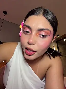 zui lu online show from April 18, 1:41 am