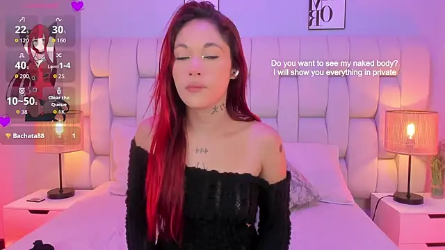 SkinnyFoxy online show from April 18, 8:09 pm