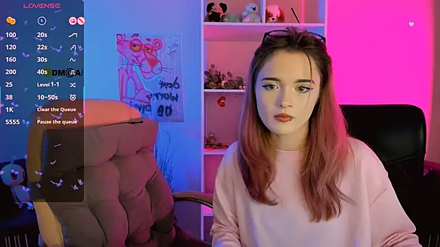 liana kisses online show from September 27, 8:16 pm