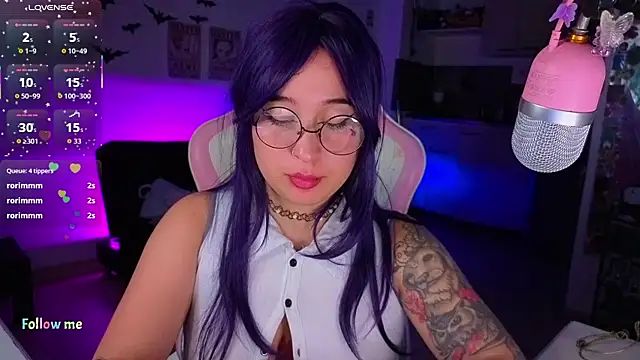 Celeste Bauman online show from December 3, 2:25 am