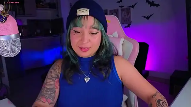 Celeste Bauman online show from November 15, 10:55 pm