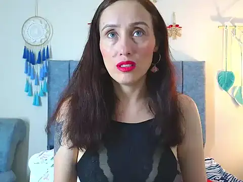 IberianMoonMK online show from November 27, 6:44 pm