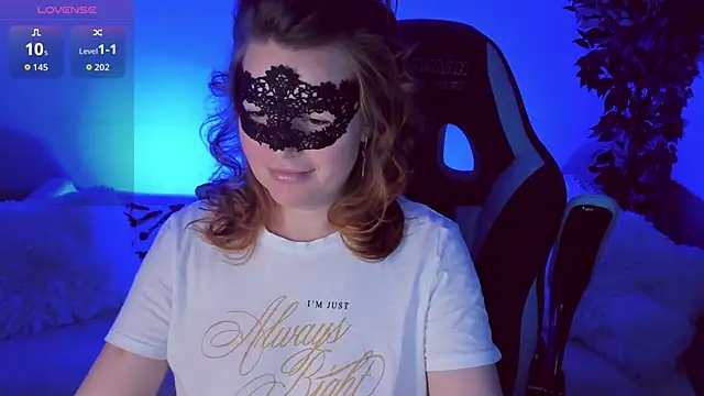 Sexy-Housewife online show from October 16, 7:27 pm