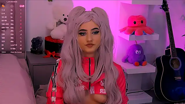 Snapshot of LaylaBrown chatting on September 20, 7:56 pm LaylaBrown online show from September 20, 7:56 pm