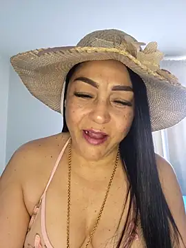 Gina Myers online show from November 14, 8:42 pm