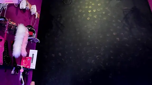 Alexa Slave online show from March 30, 3:33 pm