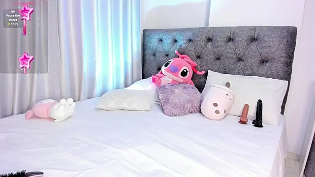 abbyfoxx  online show from March 2, 2:22 am