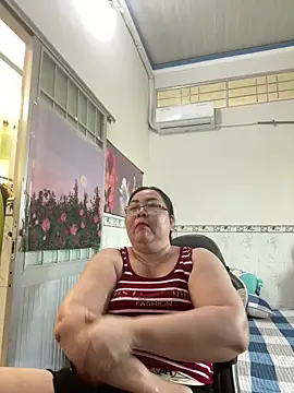 NDith online show from February 4, 8:17 am