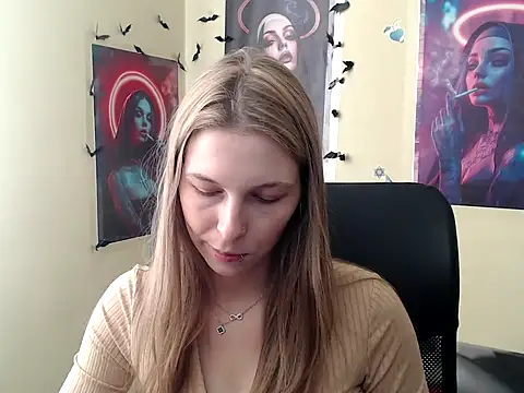 StrangerGi online show from April 16, 5:52 am