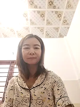 Sexy-ladyboobs20 online show from November 8, 2:05 am