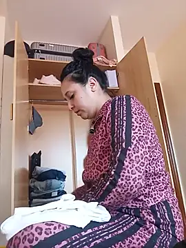 Juanamd1 online show from June 11, 7:49 am