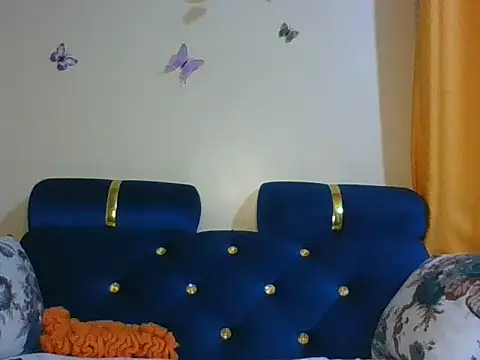 Bigass mee  online show from October 17, 7:50 pm