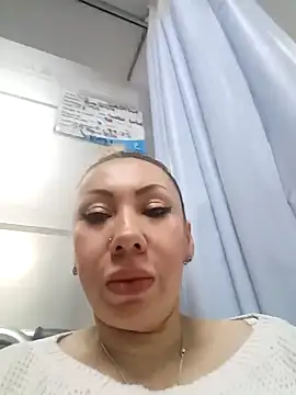 coral smitth online show from November 8, 1:10 am