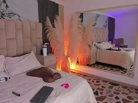 EmmaTorres  online show from March 30, 10:53 pm