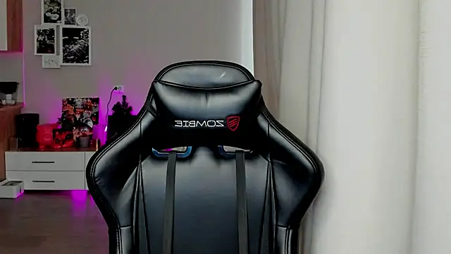 Sm0ly online show from April 21, 2:51 am