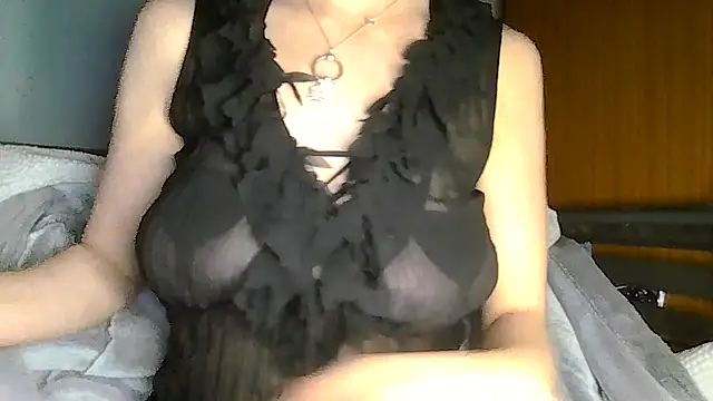 indie-rayne online show from March 2, 7:42 pm