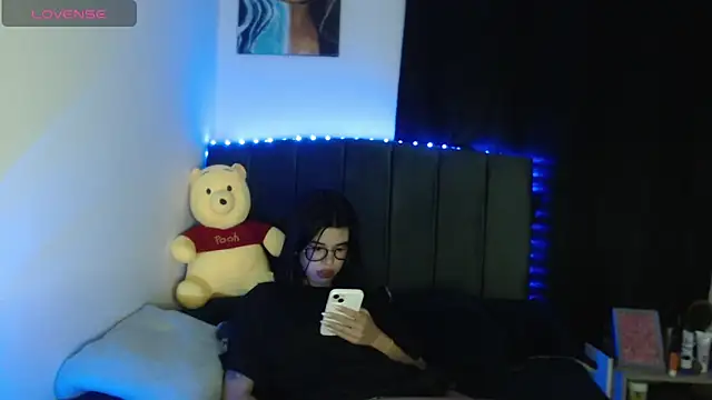 ily bea online show from March 10, 2:15 am