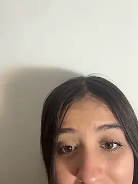 Sabrina Lennox online show from February 4, 3:20 am