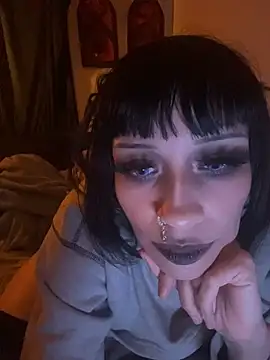 Gothbabbi online show from November 8, 5:45 am