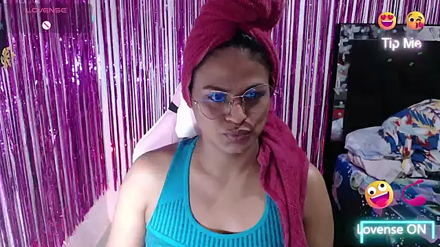 SweetAlmaa online show from March 29, 10:09 pm