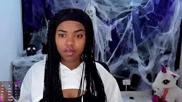 Marce 22 online show from October 16, 11:40 pm