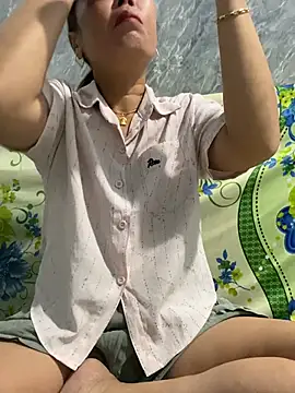 Linaannn online show from March 29, 11:37 pm