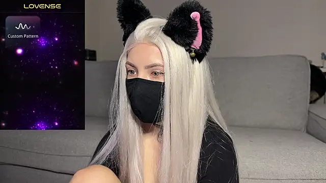 michiko  online show from April 14, 11:54 am