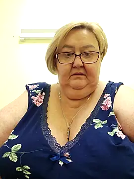 Awn290668 online show from October 7, 3:38 pm