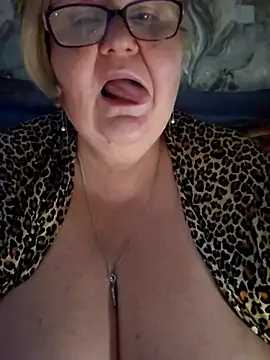 Awn290668 online show from February 3, 5:49 am