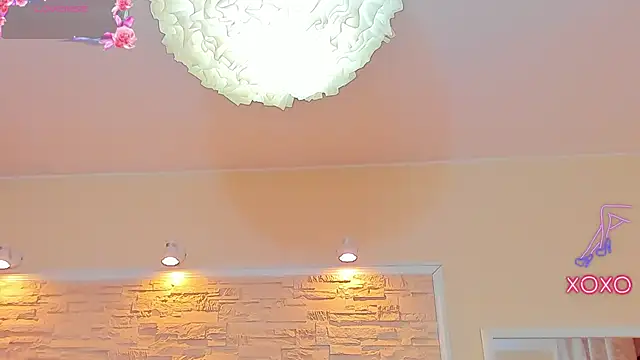 ArianaCroft online show from December 22, 7:33 am