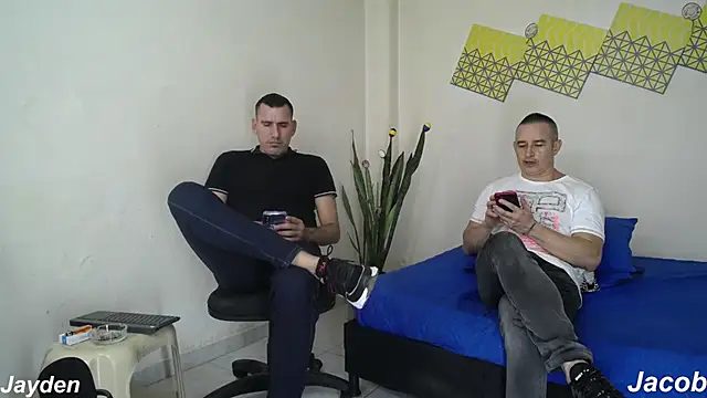 jayydenandjacob online show from October 25, 8:15 pm