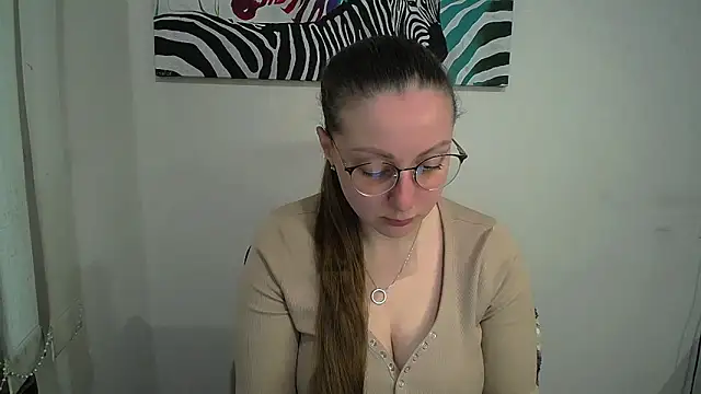  Annabelle Lee online show from April 28, 6:17 am
