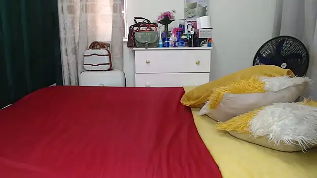 GaggingQueenxx online show from June 22, 9:39 am
