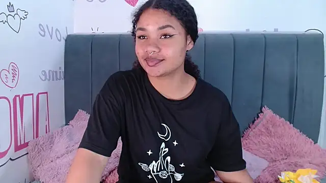 Snapshot of KittyBrookex chatting on October 21, 1:37 pm KittyBrookex online show from October 21, 1:37 pm