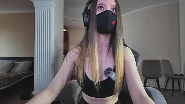 CreamAssk online show from March 25, 11:13 am