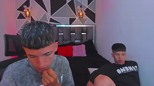 Juan Nd Steven online show from February 12, 12:01 am