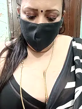 ashikaa r online show from December 15, 7:30 pm