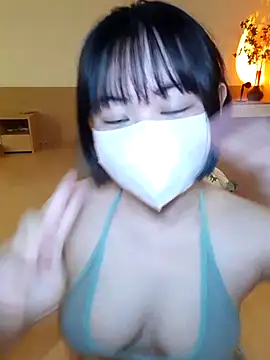   lilibae69   online show from July 5, 12:33 pm