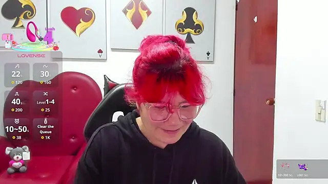 Salomeediaz  online show from December 16, 9:31 pm