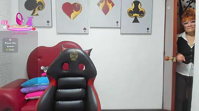 Salomeediaz  online show from February 12, 9:27 pm