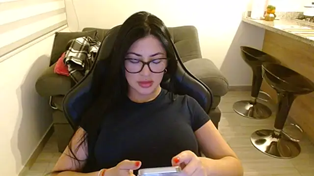 Charlotte cute18 online show from July 13, 1:06 am