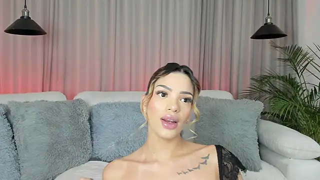 Ameliadickens online show from July 23, 7:22 pm