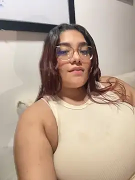 Snapshot of KathyGonzalez chatting on September 27, 9:44 pm KathyGonzalez online show from September 27, 9:44 pm