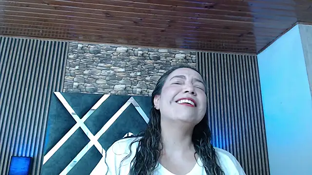 marie hss online show from December 1, 3:26 pm