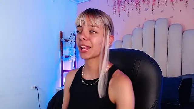 peyton golden1 online show from September 27, 3:36 am